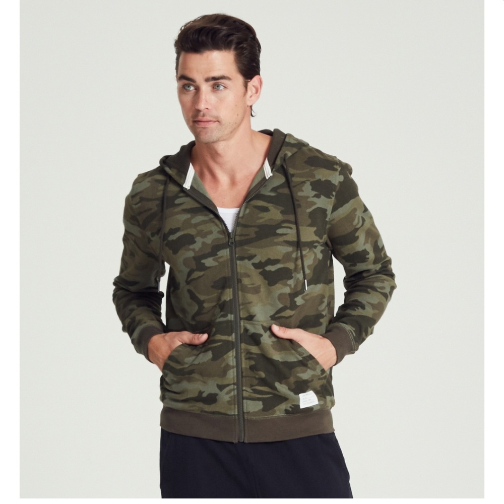 2 piece jogger set size M